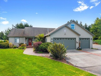 6620 Willow Ln, Hydesville, CA 95547