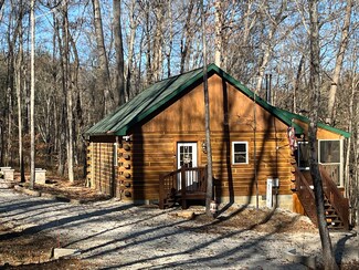 10806 Fox Run Rd, Birdseye, IN 47513