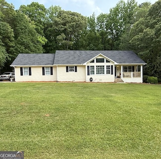 60 Carriage Gate Dr, Sharpsburg, GA 30277