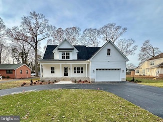 1014 S Schumaker Dr, Salisbury, MD 21804