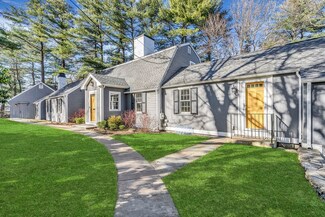 2 Oakmount Cir, Lexington, MA 02420