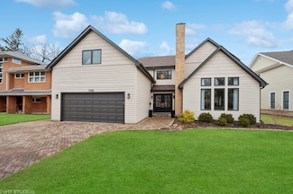 1115 Hunter Rd, Glenview, IL 60025