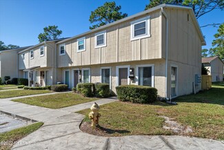 11367 Bedford Oaks Dr, Jacksonville, FL 32225
