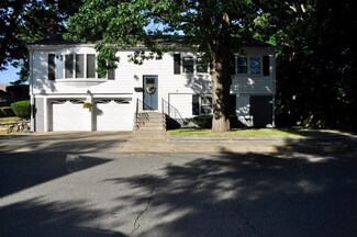 14 Babson St, Wakefield, MA 01880