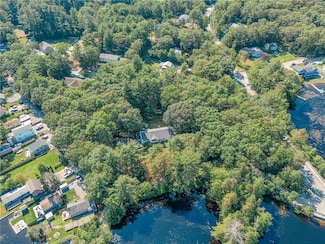 50 Isle of Capri Rd, Coventry, RI 02816