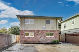 9847 A St, Oakland, CA 94603