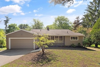 7 Thornberry Rd, Winchester, MA 01890