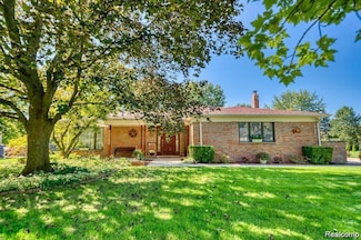 4173 Brandywyne Dr, Troy, MI 48098
