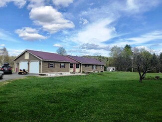 47 Reeds Mill Rd, Madrid Township, ME 04966