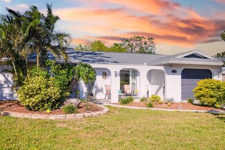 5704 Whistlewood Cir, Sarasota, FL 34232