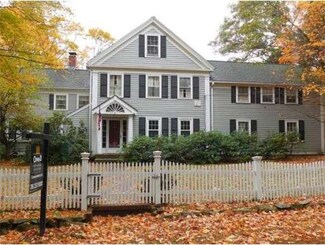 119 Maple St, Sherborn, MA 01770