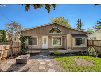 7022 SE 83rd Ave, Portland, OR 97266