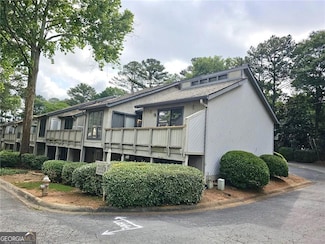 5025 Highland Club Dr, Marietta, GA 30068