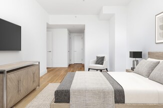 550 W 54th St Unit 22V, New York, NY 10019