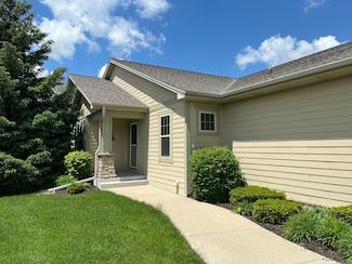 W153S7053 Rosewood Dr Unit 1, Muskego, WI 53150