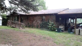 946 Long Ln, Bee Branch, AR 72013