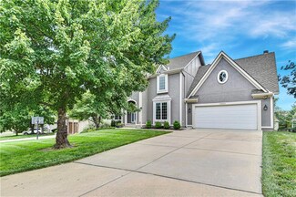 13833 Craig St, Overland Park, KS 66223