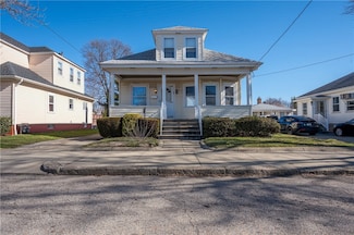 194 Orchard St, East Providence, RI 02914