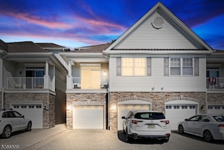 6 Elston Ct, Haskell, NJ 07420