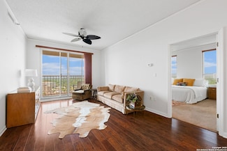 1 Towers Park Ln Unit 2107, San Antonio, TX 78209