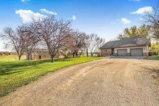 4221 75th St NW, Pennock, MN 56279