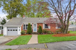 172 Circle Dr, Waltham, MA 02452