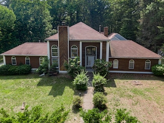 150 Fabyan Rd, North Grosvenordale, CT 06255