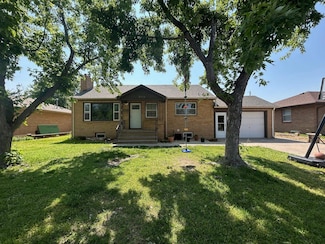 2215 Jackson St, Great Bend, KS 67530