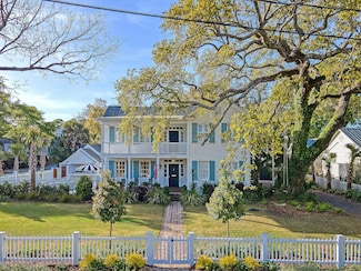 304 Bank St, Mount Pleasant, SC 29464