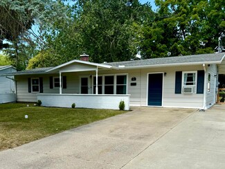 907 Sunset Dr, Tecumseh, MI 49286