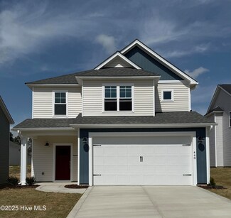 448 Burgundy Dr, Southern Pines, NC 28387