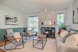 14816 29th Ave W Unit B102, Lynnwood, WA 98087