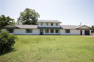490 McKeithen Dr, Alexandria, LA 71303