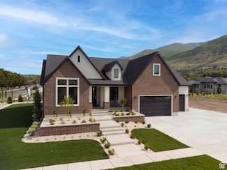 694 W Hidden Farm Dr, Farmington, UT 84025