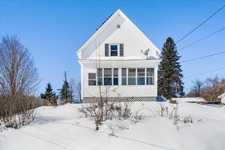 16 Beech St, Barre, VT 05641