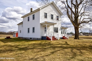 358 Fortsville Rd, Gansevoort, NY 12831