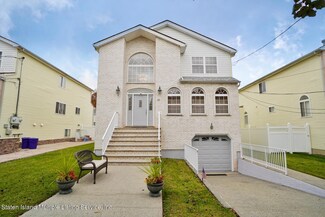 41 Herrick Ave, Staten Island, NY 10309
