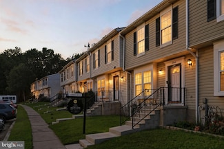 6940 Myersview Dr, Middle River, MD 21220