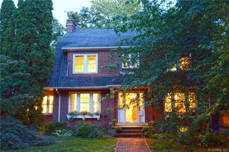 346 Yarmouth Rd, Rochester, NY 14610