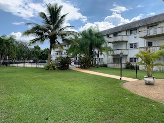 15205 NE 6th Ave Unit D103, Miami, FL 33162