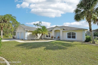5765 Outback Ave SW, Grant-Valkaria, FL 32909