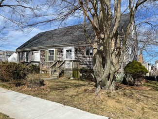 19 Bliss St, South Dartmouth, MA 02748