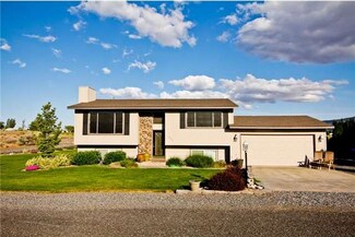 341 Rainbow Place W, Mattawa, WA 99349