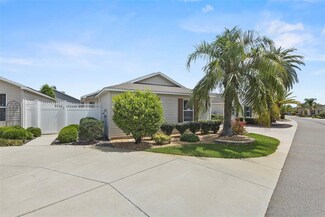 2293 Wayland St, The Villages, FL 32162