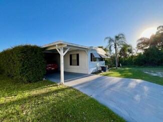 23 San Pablo Ln, Port St. Lucie, FL 34952