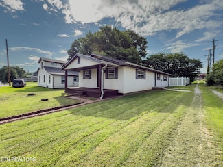 104 Church St, Loudon, TN 37774