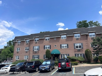 400 Maryland Ave Unit 3b, Staten Island, NY 10305