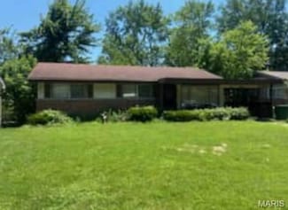 9742 Wendell Dr, Saint Louis, MO 63136