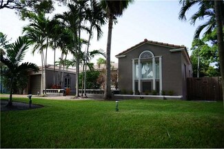 441 NE 53rd St, Miami, FL 33137