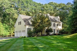 88 Hollis St, Sherborn, MA 01770